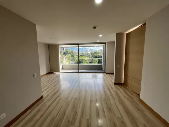 Arriendo Apartamento En Loma De Los Benedictinos
