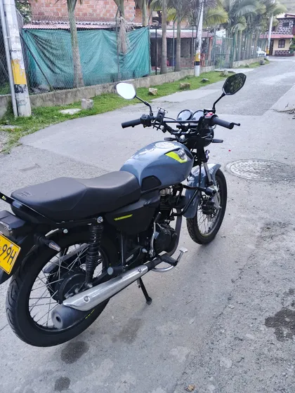 Vendo O Cambio Nkd 125 Modelo 2026 Multicolor