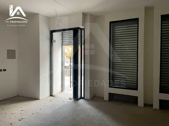 Increíble L.comercial En Arriendo (65638)