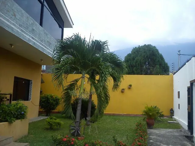 Quinta En Venta/urb Los Rauseos El Limón/pg1112