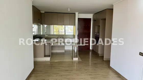 Depto 2d 2b En Excelente Ubicación A Pasos Metro Plaza Egaña