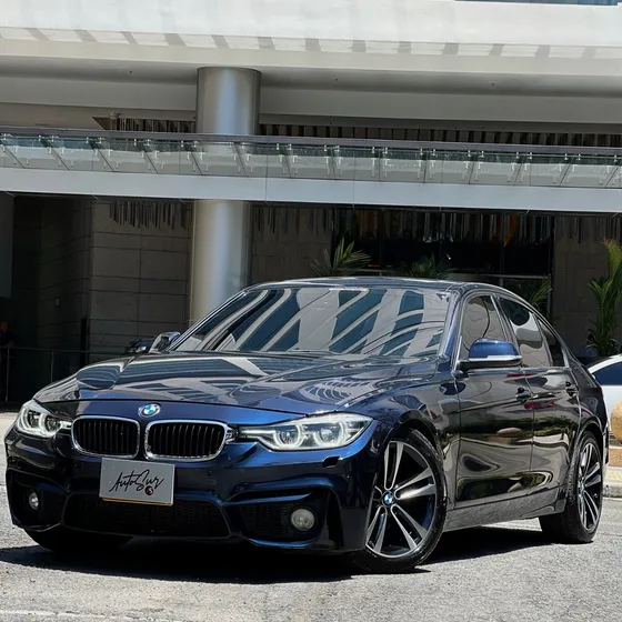 Bmw 328i 2.0 Luxury Line B2+