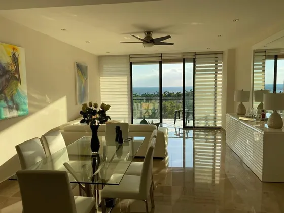 Departamento En Venta En Allure Puerto Cancun