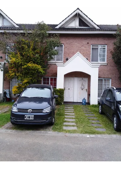 Condominio El Mirador De Hurlingham Triplex 3 Amb