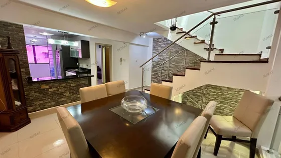 * Josefina Toledo: Moderno Townhouse En Venta En El Parral, 188m², Calle Cerrada, Dos Cocinas, Pozo, Pequeña Planta Para Áreas Puntuales, Estudio, Conjunto De Sólo 4 Viviendas, 284555
