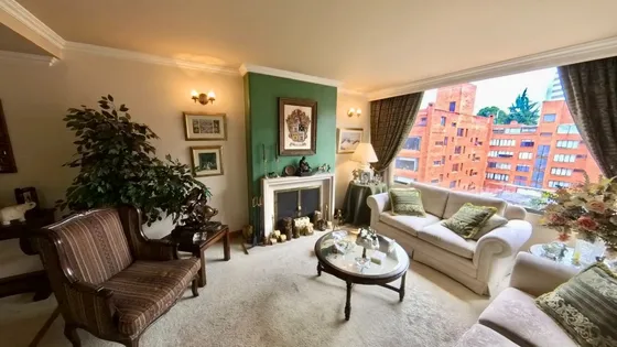 Apartamento De 3 Habitaciones + Estudio Disponible Para Venta En El Chico 