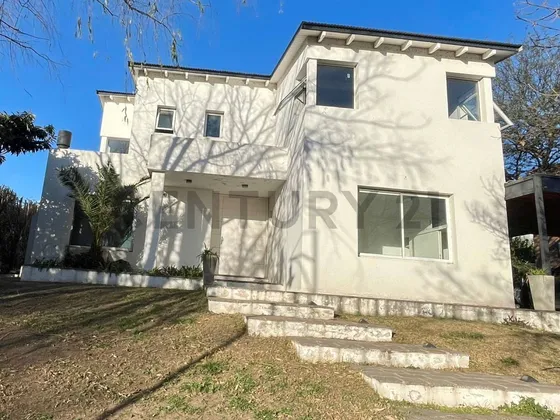 La Cuesta Casa 4 Dormitorios  Alquilada , Oportunidad!!!