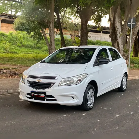 Chevrolet Onix Onix Hatch Lt 1.0 8v Flexpower 5p Mec.