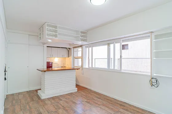 Departamento En Alquiler Pileta Y Seguridad 24hs - Recoleta 