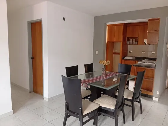 Luis V. Alquila Apartamento En Mañongo Resd. Bello Campo (semi Amoblado) 09-12