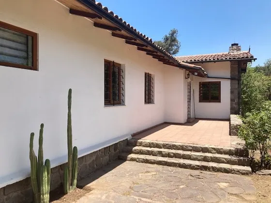 Camino El Cajón Con Las Acacias