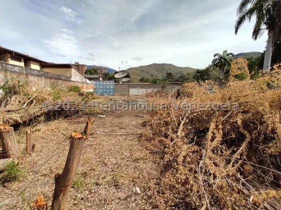 Oportunidad De Inversion Terreno En Venta, Urb. Barrio Sucre, Zona Norte Maracay, 25-16132 Mv