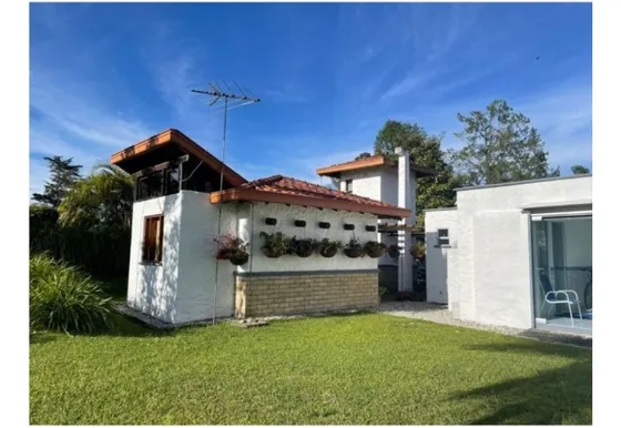 Rhbr-13501 Casa Independiente De 1 Nivel, Llano Grande