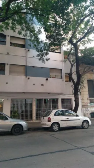 Monoambiente En Alquiler Zona Plaza Italia 