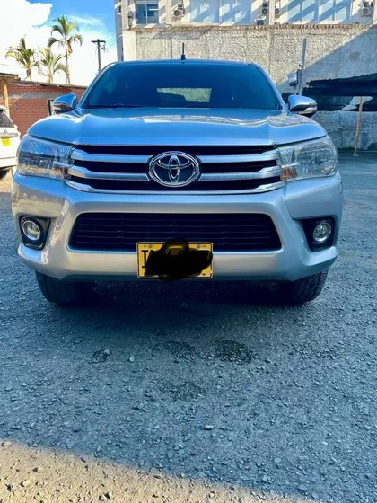 Toyota Hilux 2.8 Srx Dc 4x4 Tdi