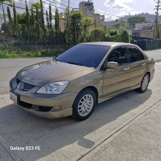 Mitsubishi Lancer Touring