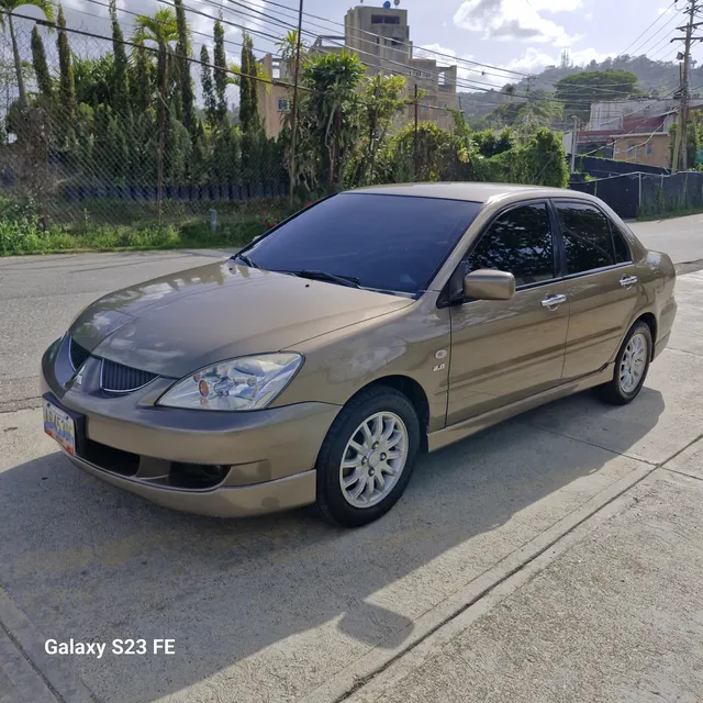 Mitsubishi Lancer Touring