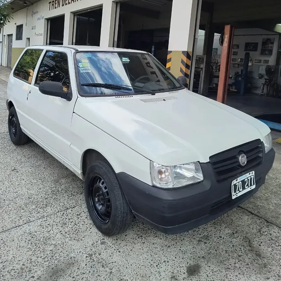 2012 Fiat Uno Cargo with Air Conditioning
