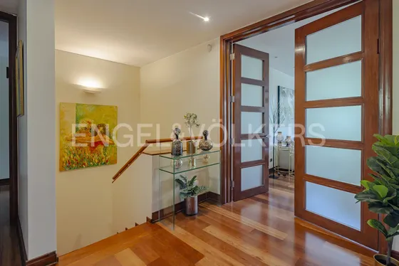 Duplex En Ubicación Privilegiada A Pasos De Portal La Dehesa