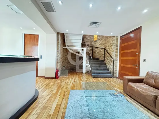 Oficina Duplex Amoblada 250 M2