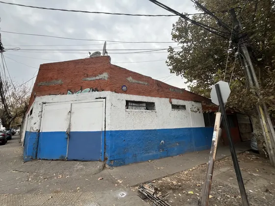 Propiedad Uso Comercial Av. Vivaceta
