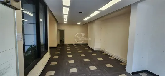 Local Comercial En Arriendo En Vitacura