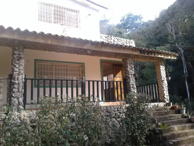 Sky Group Vende Casa En La Urb. El Chuponal, La Entrada-naguanagua. Vic-044
