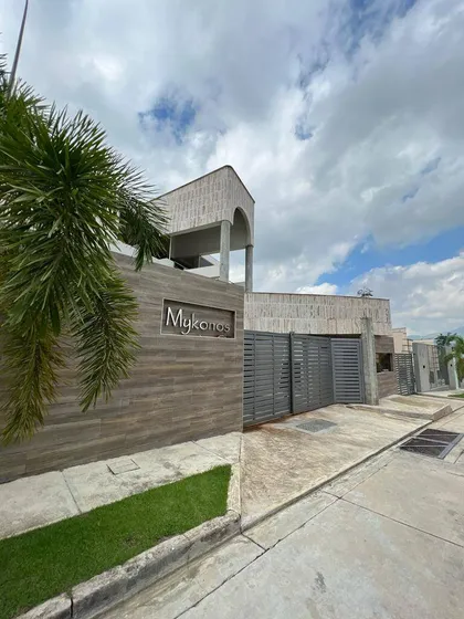 Yosmar Y Fernando Venden Townhouse  En Conjunto Residencial Mykonos Urbanizacion Terrazas Del Country.