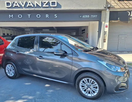 Peugeot 208 Allure 1.6 1.6 Allure Pack
