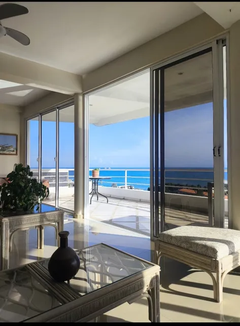 Amplio Apartamento Con Vista Al Mar Hasta 10 Huéspedes 
