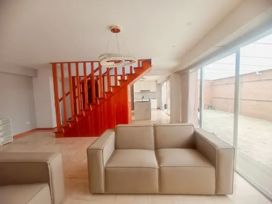 Alquiler Duplex En Planta Baja Apartamento La Castellana 
