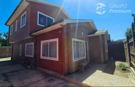Casa En Venta De 5 Dorm. En Llaillay