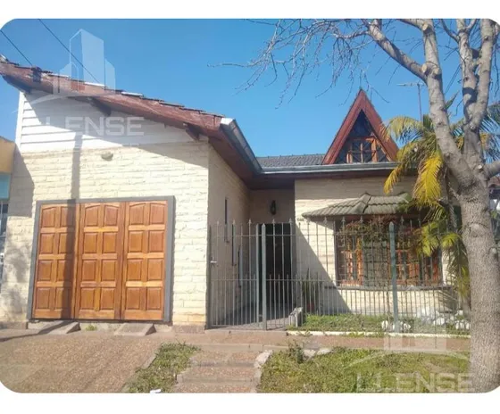 Casa 4 Ambientes En Venta -ezpeleta Oeste