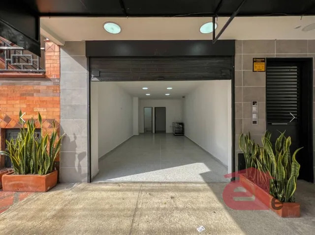 Local Comercial Estratégico En El Corazón Gastronómico Y Comercial De Itagüí  Barrio Simón Bolívar