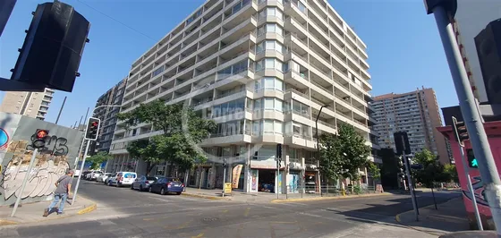 Departamento En Venta De 1 Dorm. En Santiago