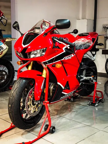 Honda Cbr 600 Rr 2017 Ams Honda