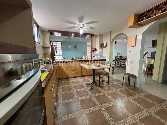 Oportunidad***  Cómoda Y Amplia Casa En Venta En La California Sur En Calle Cerrada - Mls #25-17872 - Jca