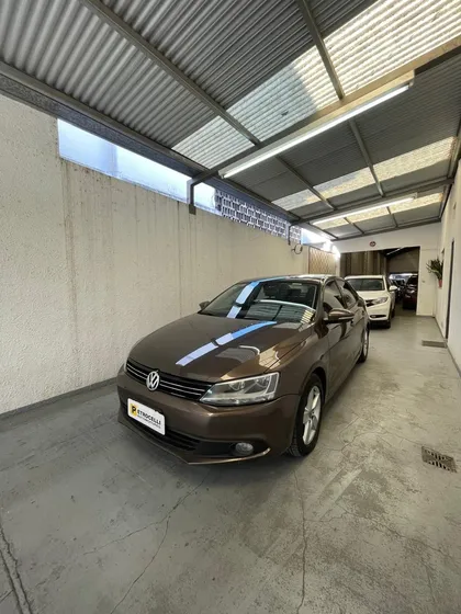 Volkswagen Vento 2.5 Luxury 170cv