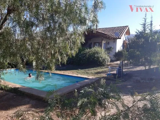 Espectacular Casa De 210 M2, Terreno 7.500 M2, Rinconada