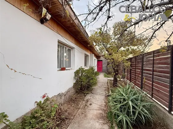 Casa En Venta De 8 Dorm. En Villa Alemana