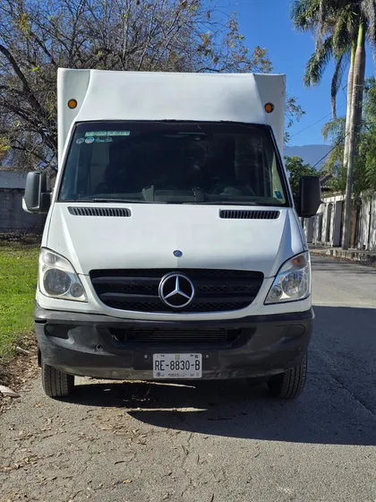 Mercedes-benz Sprinter 415 Doble Rodado Caja Seca 2.1 Lts Om646 Estandar 4 Cilindros