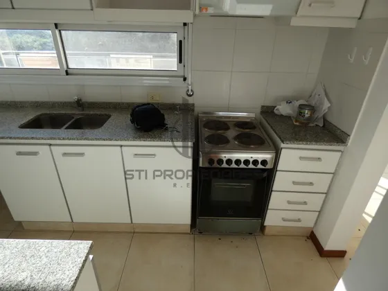 Hermoso Departamento De Un Dormitorio Con Cochera En Pueblo Esther - Barrio Privado