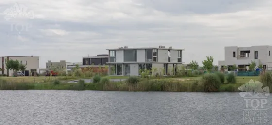 Casa En  Naudir Al Agua Escobar
