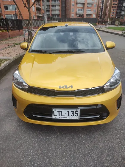 Hermoso Taxi Kia Sephia Modelo 2025 En Perfectas Condiciones