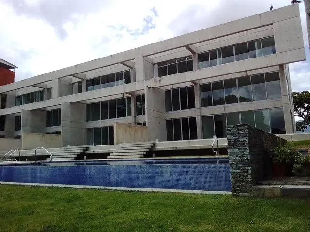 Calle Chulavista - Colinas De Bello Monte 