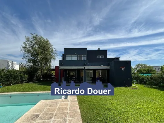 Casa  En Alquiler Anual En El Cantón, Escobar, G.b.a. Zona Norte