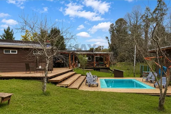 Parcela Con Casa Y Cabaña En Venta.