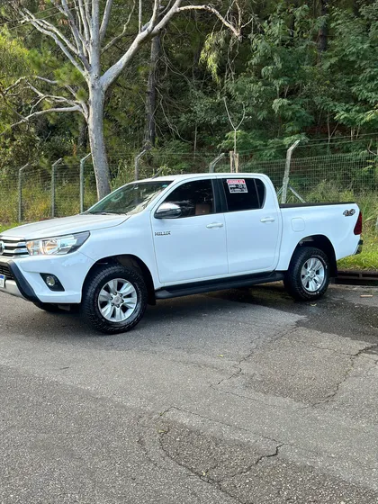Toyota Hilux 2.8 Tdi Srv Cab. Dupla 4x4 Aut. 4p