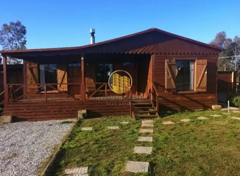 Cabaña De 3 Dormitorios En Pueblo Edén, Alquiler Anual · Foto 1