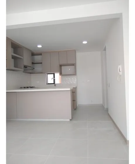 Apartamento En Venta Al Sur De Cali C.r. Avellana